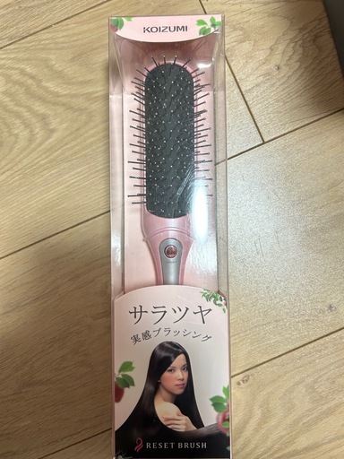 コイズミ  リセットブラシ  音波振動磁気 乾電池式  ピンク  ヘアブラシ　くし