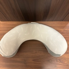 【差し上げます】エルゴ　授乳クッションの画像