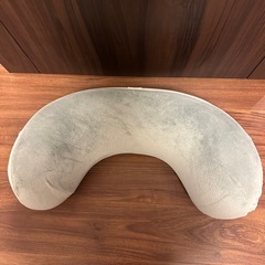 【差し上げます】エルゴ　授乳クッションの画像