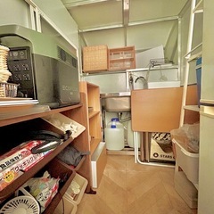 オシャレ可愛いキッチンカーの画像