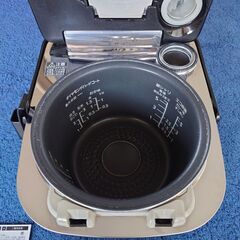 【引取者決定】Panasonic スチーム＆可変圧力IHジャー炊飯器 SR-SPX105の画像