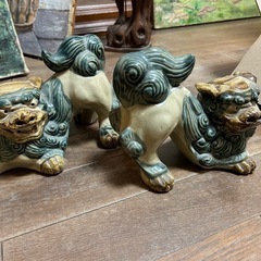 【1/15まで引き取り限定】陶器のシーサー