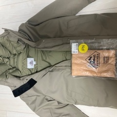 【ほぼ新品です】PYRENEX（ピレネックス）ダウンジャケットの画像