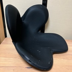 MTGチェア　骨盤矯正　骨盤チェア　座椅子の画像