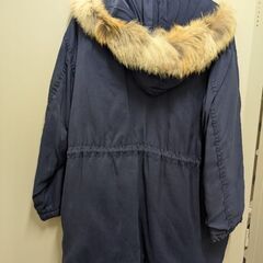 ファー付きジャンパー　紺色　レディース9号の画像