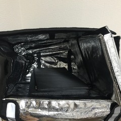 ウーバーイーツ　UberEats配達用カバンの画像