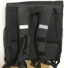 ウーバーイーツ　UberEats配達用カバンの画像