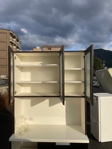 北九州市内配送無料　食器棚など