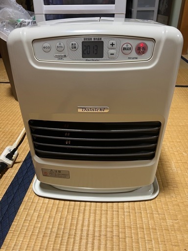 石油ファンヒーター  ダイニチ　ブルーヒーター　FHY-32TR8