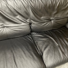 ※お譲り先決まりました※【美品◎自宅まで直接来れる方】4人掛けブラックレザーソファー　W2100の画像