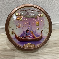 ディズニーのお菓子の缶