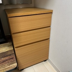 【受け渡し者決定!!】美品 デスクチェスト の画像