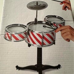 ミニドラムセット　飾って楽しんでください　箱付きの画像