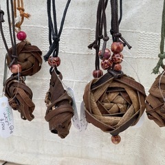 つるあみや古布のバッグ、アクセサリー　クレジット対応あり　500〜70000円の画像