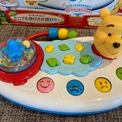 お値下げしました☆美品☆プーさんの指先遊びミニの画像