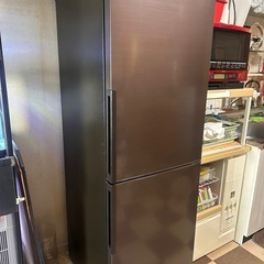 急募‼️ 【10日受け渡しです】 シャープ ノンフロン冷凍冷蔵庫...