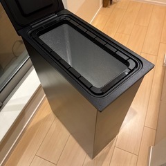 クリーンボックス 腐敗防止機 NKC製　冷却箱 冷凍庫 新型ゴミ箱の画像