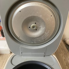 炊飯器の画像