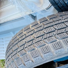 165/65R14スタッドレスタイヤの画像