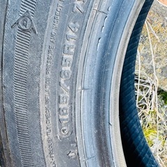165/65R14スタッドレスタイヤの画像