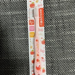サンリオキティ水筒&コップ&歯ブラシセット(新品未使用)の画像