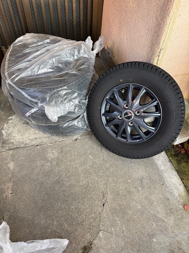 アトレーバン用スタッドレス 中古美品