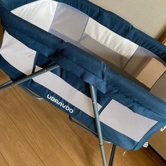 折りたたみ式ベビーベッド