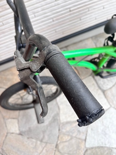 ARESBIKES アレスバイクキッズ用  ヘルメット付き