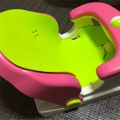 リッチェル　ベビーバスチェア　　マット付きの画像