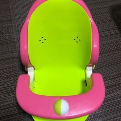リッチェル　ベビーバスチェア　　マット付き