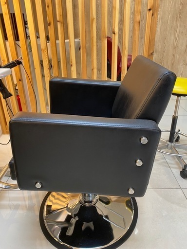 スタイリングチェア ビューティーガレージ 美品　