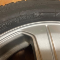 アルミホイールスタッドレスタイヤ14インチの画像