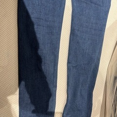 ユニクロ マタニティデニム マタニティズボンの画像
