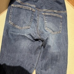 ユニクロ マタニティデニム マタニティズボンの画像