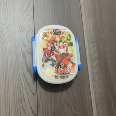 お弁当箱