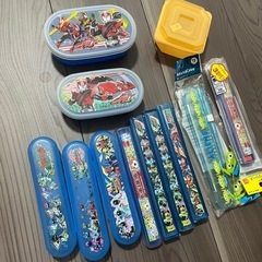 タッパー、箸入れ