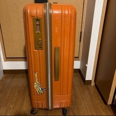 大型スーツケース軽量モデル 強化ポリカーボネイト製の画像