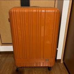 大型スーツケース軽量モデル 強化ポリカーボネイト製
