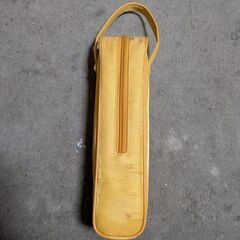 黄色の水筒　中古の画像