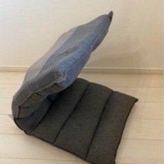 ニトリ新品座椅子の画像