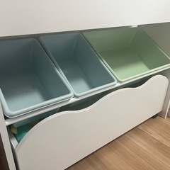絵本棚　おもちゃ入れの画像