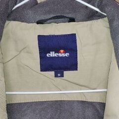 ellesse(エレッセ)ジャンパーの画像