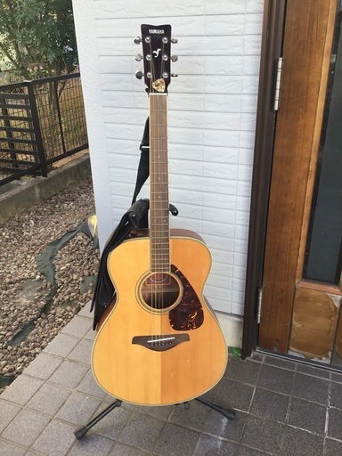 【再値下げしました】アコースティックギター　アコギ　YAMAHA FS720S