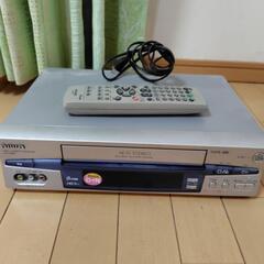 aiwa VHSビデオデッキの画像