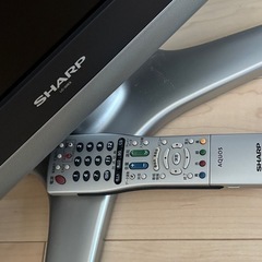 SHARP AQUOS 32型の液晶テレビ　LC-32E5の画像