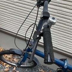 Jeep折りたたみ自転車ネイビー(カゴ付き)の画像