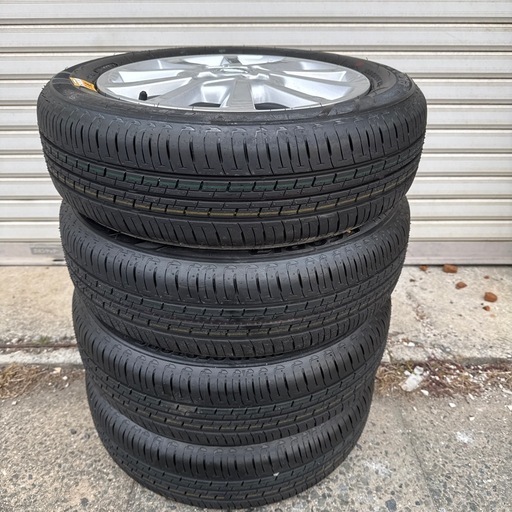 アルミホイール付タイヤ