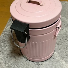 ピンク  ダストボックス  備品の画像