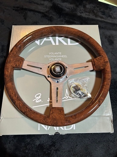 ウッドステアリング