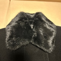 11AR　黒ファー襟付きボタンコート　あったか　おしゃれの画像